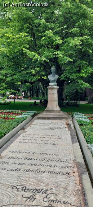 [P32] Parcul Copou - bustul lui Eminescu și poezia Dorință » foto by Carmen Ion
 - 
<span class="allrVoted glyphicon glyphicon-heart hidden" id="av1495703"></span>
<a class="m-l-10 hidden" id="sv1495703" onclick="voting_Foto_DelVot(,1495703,5091)" role="button">șterge vot <span class="glyphicon glyphicon-remove"></span></a>
<a id="v91495703" class=" c-red"  onclick="voting_Foto_SetVot(1495703)" role="button"><span class="glyphicon glyphicon-heart-empty"></span> <b>LIKE</b> = Votează poza</a> <img class="hidden"  id="f1495703W9" src="/imagini/loader.gif" border="0" /><span class="AjErrMes hidden" id="e1495703ErM"></span>