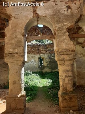 [P39] Biserica lui Cujbă » foto by adso
 - 
<span class="allrVoted glyphicon glyphicon-heart hidden" id="av1490059"></span>
<a class="m-l-10 hidden" id="sv1490059" onclick="voting_Foto_DelVot(,1490059,5091)" role="button">șterge vot <span class="glyphicon glyphicon-remove"></span></a>
<a id="v91490059" class=" c-red"  onclick="voting_Foto_SetVot(1490059)" role="button"><span class="glyphicon glyphicon-heart-empty"></span> <b>LIKE</b> = Votează poza</a> <img class="hidden"  id="f1490059W9" src="/imagini/loader.gif" border="0" /><span class="AjErrMes hidden" id="e1490059ErM"></span>
