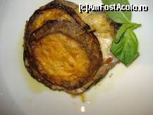 [P30] Vanata si zuchini gratinate cu mozzarela » foto by andraz
 - 
<span class="allrVoted glyphicon glyphicon-heart hidden" id="av310539"></span>
<a class="m-l-10 hidden" id="sv310539" onclick="voting_Foto_DelVot(,310539,5104)" role="button">șterge vot <span class="glyphicon glyphicon-remove"></span></a>
<a id="v9310539" class=" c-red"  onclick="voting_Foto_SetVot(310539)" role="button"><span class="glyphicon glyphicon-heart-empty"></span> <b>LIKE</b> = Votează poza</a> <img class="hidden"  id="f310539W9" src="/imagini/loader.gif" border="0" /><span class="AjErrMes hidden" id="e310539ErM"></span>