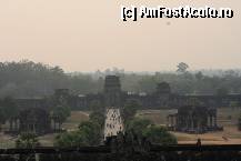 [P04] Angkor Wat se poate vedea si din balon...pentru cei care au curajul :-) » foto by Pami*
 - 
<span class="allrVoted glyphicon glyphicon-heart hidden" id="av299400"></span>
<a class="m-l-10 hidden" id="sv299400" onclick="voting_Foto_DelVot(,299400,5123)" role="button">șterge vot <span class="glyphicon glyphicon-remove"></span></a>
<a id="v9299400" class=" c-red"  onclick="voting_Foto_SetVot(299400)" role="button"><span class="glyphicon glyphicon-heart-empty"></span> <b>LIKE</b> = Votează poza</a> <img class="hidden"  id="f299400W9" src="/imagini/loader.gif" border="0" /><span class="AjErrMes hidden" id="e299400ErM"></span>