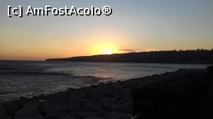 [P15] Apus de soare peste marea napolitană » foto by diacrys*
 - 
<span class="allrVoted glyphicon glyphicon-heart hidden" id="av1066992"></span>
<a class="m-l-10 hidden" id="sv1066992" onclick="voting_Foto_DelVot(,1066992,5128)" role="button">șterge vot <span class="glyphicon glyphicon-remove"></span></a>
<a id="v91066992" class=" c-red"  onclick="voting_Foto_SetVot(1066992)" role="button"><span class="glyphicon glyphicon-heart-empty"></span> <b>LIKE</b> = Votează poza</a> <img class="hidden"  id="f1066992W9" src="/imagini/loader.gif" border="0" /><span class="AjErrMes hidden" id="e1066992ErM"></span>