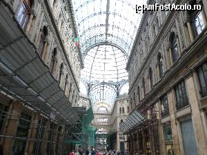[P18] si galeriile orasului copii fidele ale renumitelor galerii din MIlano erau acoperite si inconjurate de schele cu magazinele desfiintate in mare parte.  » foto by amero
 - 
<span class="allrVoted glyphicon glyphicon-heart hidden" id="av581035"></span>
<a class="m-l-10 hidden" id="sv581035" onclick="voting_Foto_DelVot(,581035,5128)" role="button">șterge vot <span class="glyphicon glyphicon-remove"></span></a>
<a id="v9581035" class=" c-red"  onclick="voting_Foto_SetVot(581035)" role="button"><span class="glyphicon glyphicon-heart-empty"></span> <b>LIKE</b> = Votează poza</a> <img class="hidden"  id="f581035W9" src="/imagini/loader.gif" border="0" /><span class="AjErrMes hidden" id="e581035ErM"></span>