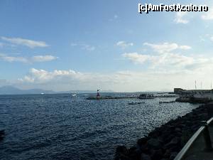[P22] vedere din port spre coasta amalfitana » foto by amero
 - 
<span class="allrVoted glyphicon glyphicon-heart hidden" id="av581039"></span>
<a class="m-l-10 hidden" id="sv581039" onclick="voting_Foto_DelVot(,581039,5128)" role="button">șterge vot <span class="glyphicon glyphicon-remove"></span></a>
<a id="v9581039" class=" c-red"  onclick="voting_Foto_SetVot(581039)" role="button"><span class="glyphicon glyphicon-heart-empty"></span> <b>LIKE</b> = Votează poza</a> <img class="hidden"  id="f581039W9" src="/imagini/loader.gif" border="0" /><span class="AjErrMes hidden" id="e581039ErM"></span>