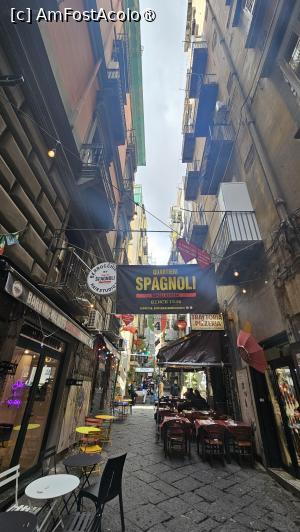 [P40] la pas prin Napoli » foto by robert
 - 
<span class="allrVoted glyphicon glyphicon-heart hidden" id="av1542203"></span>
<a class="m-l-10 hidden" id="sv1542203" onclick="voting_Foto_DelVot(,1542203,5128)" role="button">șterge vot <span class="glyphicon glyphicon-remove"></span></a>
<a id="v91542203" class=" c-red"  onclick="voting_Foto_SetVot(1542203)" role="button"><span class="glyphicon glyphicon-heart-empty"></span> <b>LIKE</b> = Votează poza</a> <img class="hidden"  id="f1542203W9" src="/imagini/loader.gif" border="0" /><span class="AjErrMes hidden" id="e1542203ErM"></span>