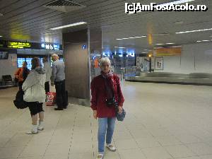 [P19] Dupa un zbor lin. am ajuns acasa (aeroportul Henri Coanda, Bucuresti - Romania)  » foto by bica adriana
 - 
<span class="allrVoted glyphicon glyphicon-heart hidden" id="av699335"></span>
<a class="m-l-10 hidden" id="sv699335" onclick="voting_Foto_DelVot(,699335,5128)" role="button">șterge vot <span class="glyphicon glyphicon-remove"></span></a>
<a id="v9699335" class=" c-red"  onclick="voting_Foto_SetVot(699335)" role="button"><span class="glyphicon glyphicon-heart-empty"></span> <b>LIKE</b> = Votează poza</a> <img class="hidden"  id="f699335W9" src="/imagini/loader.gif" border="0" /><span class="AjErrMes hidden" id="e699335ErM"></span>