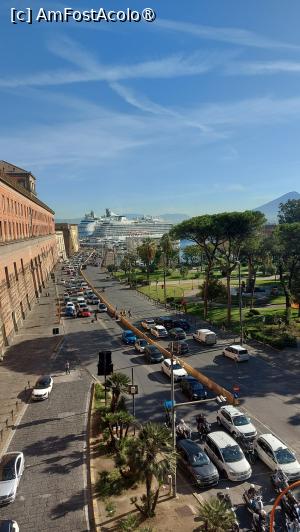 [P19] Napoli - vedere de sus de lângă Palatul Regal » foto by ANILU
 - 
<span class="allrVoted glyphicon glyphicon-heart hidden" id="av1458868"></span>
<a class="m-l-10 hidden" id="sv1458868" onclick="voting_Foto_DelVot(,1458868,5128)" role="button">șterge vot <span class="glyphicon glyphicon-remove"></span></a>
<a id="v91458868" class=" c-red"  onclick="voting_Foto_SetVot(1458868)" role="button"><span class="glyphicon glyphicon-heart-empty"></span> <b>LIKE</b> = Votează poza</a> <img class="hidden"  id="f1458868W9" src="/imagini/loader.gif" border="0" /><span class="AjErrMes hidden" id="e1458868ErM"></span>