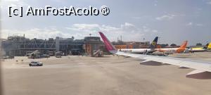 [P05] Aeroportul din Napoli. » foto by tata123 🔱
 - 
<span class="allrVoted glyphicon glyphicon-heart hidden" id="av1526905"></span>
<a class="m-l-10 hidden" id="sv1526905" onclick="voting_Foto_DelVot(,1526905,5128)" role="button">șterge vot <span class="glyphicon glyphicon-remove"></span></a>
<a id="v91526905" class=" c-red"  onclick="voting_Foto_SetVot(1526905)" role="button"><span class="glyphicon glyphicon-heart-empty"></span> <b>LIKE</b> = Votează poza</a> <img class="hidden"  id="f1526905W9" src="/imagini/loader.gif" border="0" /><span class="AjErrMes hidden" id="e1526905ErM"></span>