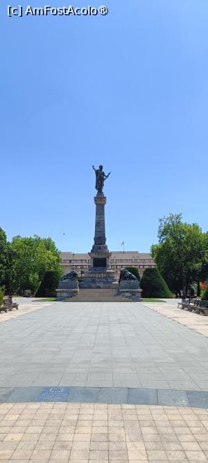 [P12] Monumentul Libertății. » foto by tata123 🔱
 - 
<span class="allrVoted glyphicon glyphicon-heart hidden" id="av1491742"></span>
<a class="m-l-10 hidden" id="sv1491742" onclick="voting_Foto_DelVot(,1491742,5157)" role="button">șterge vot <span class="glyphicon glyphicon-remove"></span></a>
<a id="v91491742" class=" c-red"  onclick="voting_Foto_SetVot(1491742)" role="button"><span class="glyphicon glyphicon-heart-empty"></span> <b>LIKE</b> = Votează poza</a> <img class="hidden"  id="f1491742W9" src="/imagini/loader.gif" border="0" /><span class="AjErrMes hidden" id="e1491742ErM"></span>