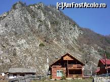 [P01] O frumoasa casa din zona. » foto by andreiusca
 - 
<span class="allrVoted glyphicon glyphicon-heart hidden" id="av60185"></span>
<a class="m-l-10 hidden" id="sv60185" onclick="voting_Foto_DelVot(,60185,5170)" role="button">șterge vot <span class="glyphicon glyphicon-remove"></span></a>
<a id="v960185" class=" c-red"  onclick="voting_Foto_SetVot(60185)" role="button"><span class="glyphicon glyphicon-heart-empty"></span> <b>LIKE</b> = Votează poza</a> <img class="hidden"  id="f60185W9" src="/imagini/loader.gif" border="0" /><span class="AjErrMes hidden" id="e60185ErM"></span>