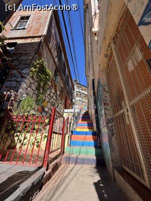 [P11] Valparaiso » foto by AZE
 - 
<span class="allrVoted glyphicon glyphicon-heart hidden" id="av1530603"></span>
<a class="m-l-10 hidden" id="sv1530603" onclick="voting_Foto_DelVot(,1530603,5192)" role="button">șterge vot <span class="glyphicon glyphicon-remove"></span></a>
<a id="v91530603" class=" c-red"  onclick="voting_Foto_SetVot(1530603)" role="button"><span class="glyphicon glyphicon-heart-empty"></span> <b>LIKE</b> = Votează poza</a> <img class="hidden"  id="f1530603W9" src="/imagini/loader.gif" border="0" /><span class="AjErrMes hidden" id="e1530603ErM"></span>