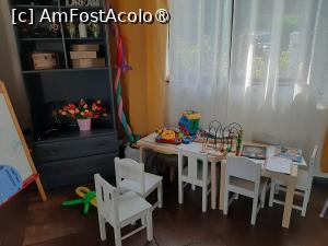 [P21] Zona pentru copii din restaurant » foto by roxxie
 - 
<span class="allrVoted glyphicon glyphicon-heart hidden" id="av1528459"></span>
<a class="m-l-10 hidden" id="sv1528459" onclick="voting_Foto_DelVot(,1528459,5210)" role="button">șterge vot <span class="glyphicon glyphicon-remove"></span></a>
<a id="v91528459" class=" c-red"  onclick="voting_Foto_SetVot(1528459)" role="button"><span class="glyphicon glyphicon-heart-empty"></span> <b>LIKE</b> = Votează poza</a> <img class="hidden"  id="f1528459W9" src="/imagini/loader.gif" border="0" /><span class="AjErrMes hidden" id="e1528459ErM"></span>