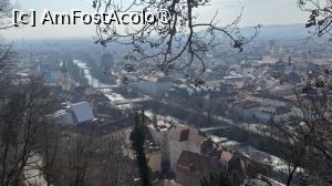 [P14] Orașul văzut de pe Schlossberg » foto by Mika
 - 
<span class="allrVoted glyphicon glyphicon-heart hidden" id="av1520649"></span>
<a class="m-l-10 hidden" id="sv1520649" onclick="voting_Foto_DelVot(,1520649,5228)" role="button">șterge vot <span class="glyphicon glyphicon-remove"></span></a>
<a id="v91520649" class=" c-red"  onclick="voting_Foto_SetVot(1520649)" role="button"><span class="glyphicon glyphicon-heart-empty"></span> <b>LIKE</b> = Votează poza</a> <img class="hidden"  id="f1520649W9" src="/imagini/loader.gif" border="0" /><span class="AjErrMes hidden" id="e1520649ErM"></span>