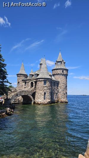 [P27] pe la Boldt Castle USA » foto by robert
 - 
<span class="allrVoted glyphicon glyphicon-heart hidden" id="av1546112"></span>
<a class="m-l-10 hidden" id="sv1546112" onclick="voting_Foto_DelVot(,1546112,5244)" role="button">șterge vot <span class="glyphicon glyphicon-remove"></span></a>
<a id="v91546112" class=" c-red"  onclick="voting_Foto_SetVot(1546112)" role="button"><span class="glyphicon glyphicon-heart-empty"></span> <b>LIKE</b> = Votează poza</a> <img class="hidden"  id="f1546112W9" src="/imagini/loader.gif" border="0" /><span class="AjErrMes hidden" id="e1546112ErM"></span>