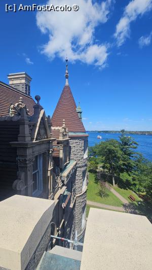 [P53] pe la Boldt Castle USA » foto by robert
 - 
<span class="allrVoted glyphicon glyphicon-heart hidden" id="av1546138"></span>
<a class="m-l-10 hidden" id="sv1546138" onclick="voting_Foto_DelVot(,1546138,5244)" role="button">șterge vot <span class="glyphicon glyphicon-remove"></span></a>
<a id="v91546138" class=" c-red"  onclick="voting_Foto_SetVot(1546138)" role="button"><span class="glyphicon glyphicon-heart-empty"></span> <b>LIKE</b> = Votează poza</a> <img class="hidden"  id="f1546138W9" src="/imagini/loader.gif" border="0" /><span class="AjErrMes hidden" id="e1546138ErM"></span>