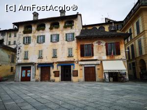 [P60] Orta San Giulio; Piazza Motta » foto by crismis
 - 
<span class="allrVoted glyphicon glyphicon-heart hidden" id="av1274426"></span>
<a class="m-l-10 hidden" id="sv1274426" onclick="voting_Foto_DelVot(,1274426,5274)" role="button">șterge vot <span class="glyphicon glyphicon-remove"></span></a>
<a id="v91274426" class=" c-red"  onclick="voting_Foto_SetVot(1274426)" role="button"><span class="glyphicon glyphicon-heart-empty"></span> <b>LIKE</b> = Votează poza</a> <img class="hidden"  id="f1274426W9" src="/imagini/loader.gif" border="0" /><span class="AjErrMes hidden" id="e1274426ErM"></span>