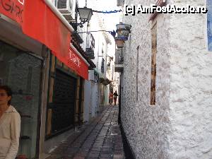 P15 [OCT-2012] Marbella și Puerto Banus - străduță îngustă în centrul vechi