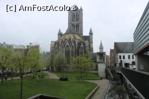 [P12] Gent, St. Niklaaskerk (Biserica Sf. Nicolae), Piața Emile Braun, Clopotul Roeland în dreapta și De Fontein der Geknielden (Fântâna Tinerilor  Îngenunchiați) în centru.... » foto by mprofeanu
 - 
<span class="allrVoted glyphicon glyphicon-heart hidden" id="av1444230"></span>
<a class="m-l-10 hidden" id="sv1444230" onclick="voting_Foto_DelVot(,1444230,5419)" role="button">șterge vot <span class="glyphicon glyphicon-remove"></span></a>
<a id="v91444230" class=" c-red"  onclick="voting_Foto_SetVot(1444230)" role="button"><span class="glyphicon glyphicon-heart-empty"></span> <b>LIKE</b> = Votează poza</a> <img class="hidden"  id="f1444230W9" src="/imagini/loader.gif" border="0" /><span class="AjErrMes hidden" id="e1444230ErM"></span>