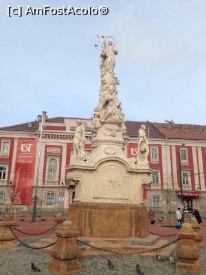 [P17] Timișoara - Piața Libertății, Statuia Sf. Nepomuk » foto by Yersinia Pestis
 - 
<span class="allrVoted glyphicon glyphicon-heart hidden" id="av827172"></span>
<a class="m-l-10 hidden" id="sv827172" onclick="voting_Foto_DelVot(,827172,5428)" role="button">șterge vot <span class="glyphicon glyphicon-remove"></span></a>
<a id="v9827172" class=" c-red"  onclick="voting_Foto_SetVot(827172)" role="button"><span class="glyphicon glyphicon-heart-empty"></span> <b>LIKE</b> = Votează poza</a> <img class="hidden"  id="f827172W9" src="/imagini/loader.gif" border="0" /><span class="AjErrMes hidden" id="e827172ErM"></span>