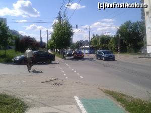 [P01] Pista de biciclete- nu suntem in centru ci in SE-ul Timisoarei » foto by mugur007
 - 
<span class="allrVoted glyphicon glyphicon-heart hidden" id="av629484"></span>
<a class="m-l-10 hidden" id="sv629484" onclick="voting_Foto_DelVot(,629484,5428)" role="button">șterge vot <span class="glyphicon glyphicon-remove"></span></a>
<a id="v9629484" class=" c-red"  onclick="voting_Foto_SetVot(629484)" role="button"><span class="glyphicon glyphicon-heart-empty"></span> <b>LIKE</b> = Votează poza</a> <img class="hidden"  id="f629484W9" src="/imagini/loader.gif" border="0" /><span class="AjErrMes hidden" id="e629484ErM"></span>