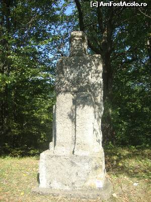 [P70] Tabăra de sculptură Măgura - Lucrarea ”Străbunul”, realizată de artistul Nicolae Pascu în anul 1976 (Ediția a VII-a).  » foto by Floryn81
 - 
<span class="allrVoted glyphicon glyphicon-heart hidden" id="av603524"></span>
<a class="m-l-10 hidden" id="sv603524" onclick="voting_Foto_DelVot(,603524,5439)" role="button">șterge vot <span class="glyphicon glyphicon-remove"></span></a>
<a id="v9603524" class=" c-red"  onclick="voting_Foto_SetVot(603524)" role="button"><span class="glyphicon glyphicon-heart-empty"></span> <b>LIKE</b> = Votează poza</a> <img class="hidden"  id="f603524W9" src="/imagini/loader.gif" border="0" /><span class="AjErrMes hidden" id="e603524ErM"></span>