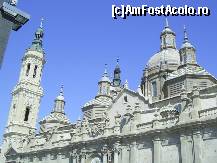 P02 [SEP-2009] Zaragoza - Câteva din turnurile şi cupolele mudéjar de la Basilica Nuestra Señora del Pilar. 
