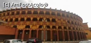 [P37] <strong>Plaza de Toros.</strong> » foto by Aurici
 - 
<span class="allrVoted glyphicon glyphicon-heart hidden" id="av1262660"></span>
<a class="m-l-10 hidden" id="sv1262660" onclick="voting_Foto_DelVot(,1262660,5465)" role="button">șterge vot <span class="glyphicon glyphicon-remove"></span></a>
<a id="v91262660" class=" c-red"  onclick="voting_Foto_SetVot(1262660)" role="button"><span class="glyphicon glyphicon-heart-empty"></span> <b>LIKE</b> = Votează poza</a> <img class="hidden"  id="f1262660W9" src="/imagini/loader.gif" border="0" /><span class="AjErrMes hidden" id="e1262660ErM"></span>