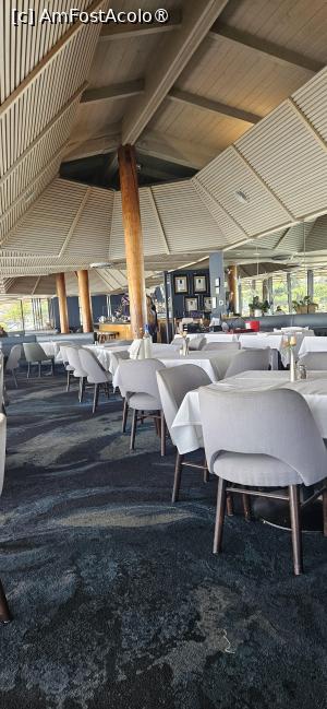 [P05] Terasa restaurantului » foto by kmy
 - 
<span class="allrVoted glyphicon glyphicon-heart hidden" id="av1542032"></span>
<a class="m-l-10 hidden" id="sv1542032" onclick="voting_Foto_DelVot(,1542032,5485)" role="button">șterge vot <span class="glyphicon glyphicon-remove"></span></a>
<a id="v91542032" class=" c-red"  onclick="voting_Foto_SetVot(1542032)" role="button"><span class="glyphicon glyphicon-heart-empty"></span> <b>LIKE</b> = Votează poza</a> <img class="hidden"  id="f1542032W9" src="/imagini/loader.gif" border="0" /><span class="AjErrMes hidden" id="e1542032ErM"></span>