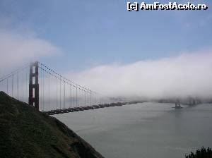 [P42] un nor de ceata peste Golden Gate Bridge » foto by Marinusch
 - 
<span class="allrVoted glyphicon glyphicon-heart hidden" id="av519373"></span>
<a class="m-l-10 hidden" id="sv519373" onclick="voting_Foto_DelVot(,519373,5485)" role="button">șterge vot <span class="glyphicon glyphicon-remove"></span></a>
<a id="v9519373" class=" c-red"  onclick="voting_Foto_SetVot(519373)" role="button"><span class="glyphicon glyphicon-heart-empty"></span> <b>LIKE</b> = Votează poza</a> <img class="hidden"  id="f519373W9" src="/imagini/loader.gif" border="0" /><span class="AjErrMes hidden" id="e519373ErM"></span>