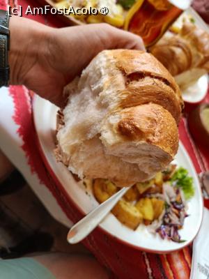 [P06] Pâinea cu bucățele de brânză...delicioasă, proaspătă. » foto by tata123 🔱
 - 
<span class="allrVoted glyphicon glyphicon-heart hidden" id="av1539863"></span>
<a class="m-l-10 hidden" id="sv1539863" onclick="voting_Foto_DelVot(,1539863,5493)" role="button">șterge vot <span class="glyphicon glyphicon-remove"></span></a>
<a id="v91539863" class=" c-red"  onclick="voting_Foto_SetVot(1539863)" role="button"><span class="glyphicon glyphicon-heart-empty"></span> <b>LIKE</b> = Votează poza</a> <img class="hidden"  id="f1539863W9" src="/imagini/loader.gif" border="0" /><span class="AjErrMes hidden" id="e1539863ErM"></span>