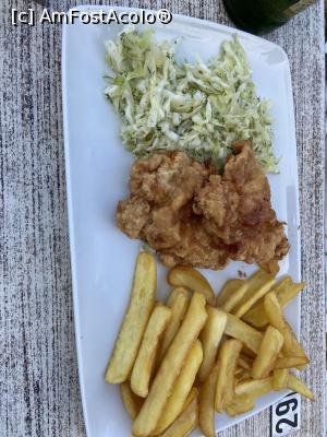 P11 [JUN-2022] Restaurant Agapi Mamaia - şniţele de porc cu cartofi prăjiţi şi salată
