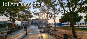 [P13] Konak Pier, la intrare » foto by irinad
 - 
<span class="allrVoted glyphicon glyphicon-heart hidden" id="av1482688"></span>
<a class="m-l-10 hidden" id="sv1482688" onclick="voting_Foto_DelVot(,1482688,5718)" role="button">șterge vot <span class="glyphicon glyphicon-remove"></span></a>
<a id="v91482688" class=" c-red"  onclick="voting_Foto_SetVot(1482688)" role="button"><span class="glyphicon glyphicon-heart-empty"></span> <b>LIKE</b> = Votează poza</a> <img class="hidden"  id="f1482688W9" src="/imagini/loader.gif" border="0" /><span class="AjErrMes hidden" id="e1482688ErM"></span>