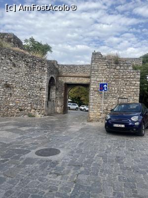 [P06] Ohrid- Poarta de intrare în Cetatea lui Țar Samoil » foto by Yersinia Pestis
 - 
<span class="allrVoted glyphicon glyphicon-heart hidden" id="av1542976"></span>
<a class="m-l-10 hidden" id="sv1542976" onclick="voting_Foto_DelVot(,1542976,5763)" role="button">șterge vot <span class="glyphicon glyphicon-remove"></span></a>
<a id="v91542976" class=" c-red"  onclick="voting_Foto_SetVot(1542976)" role="button"><span class="glyphicon glyphicon-heart-empty"></span> <b>LIKE</b> = Votează poza</a> <img class="hidden"  id="f1542976W9" src="/imagini/loader.gif" border="0" /><span class="AjErrMes hidden" id="e1542976ErM"></span>