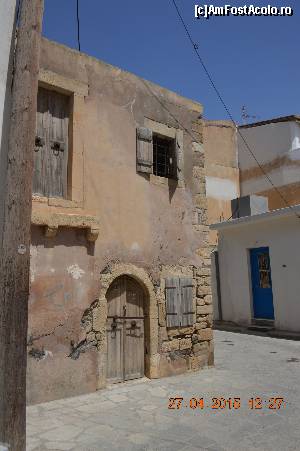 [P109] Ierapetra; Casa lui Napoleon » foto by crismis
 - 
<span class="allrVoted glyphicon glyphicon-heart hidden" id="av628643"></span>
<a class="m-l-10 hidden" id="sv628643" onclick="voting_Foto_DelVot(,628643,5820)" role="button">șterge vot <span class="glyphicon glyphicon-remove"></span></a>
<a id="v9628643" class=" c-red"  onclick="voting_Foto_SetVot(628643)" role="button"><span class="glyphicon glyphicon-heart-empty"></span> <b>LIKE</b> = Votează poza</a> <img class="hidden"  id="f628643W9" src="/imagini/loader.gif" border="0" /><span class="AjErrMes hidden" id="e628643ErM"></span>