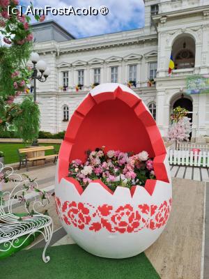 [P17] decorațiunile de Paste din fața Primăriei » foto by zlatna
 - 
<span class="allrVoted glyphicon glyphicon-heart hidden" id="av1484622"></span>
<a class="m-l-10 hidden" id="sv1484622" onclick="voting_Foto_DelVot(,1484622,5949)" role="button">șterge vot <span class="glyphicon glyphicon-remove"></span></a>
<a id="v91484622" class=" c-red"  onclick="voting_Foto_SetVot(1484622)" role="button"><span class="glyphicon glyphicon-heart-empty"></span> <b>LIKE</b> = Votează poza</a> <img class="hidden"  id="f1484622W9" src="/imagini/loader.gif" border="0" /><span class="AjErrMes hidden" id="e1484622ErM"></span>