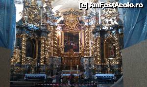 P21 [AUG-2013] Altarul principal al bisericii Sf. Cruci din Cracovia, Polonia. 