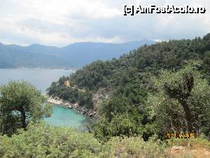 [P12] pe drumul forestier care vine dinspre Marble Beach catre restaurantul Vigli » foto by indiralisa_26
 - 
<span class="allrVoted glyphicon glyphicon-heart hidden" id="av439650"></span>
<a class="m-l-10 hidden" id="sv439650" onclick="voting_Foto_DelVot(,439650,6080)" role="button">șterge vot <span class="glyphicon glyphicon-remove"></span></a>
<a id="v9439650" class=" c-red"  onclick="voting_Foto_SetVot(439650)" role="button"><span class="glyphicon glyphicon-heart-empty"></span> <b>LIKE</b> = Votează poza</a> <img class="hidden"  id="f439650W9" src="/imagini/loader.gif" border="0" /><span class="AjErrMes hidden" id="e439650ErM"></span>