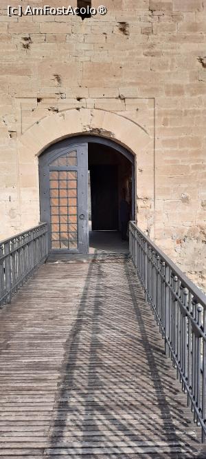 [P02] Cetatea Tighina - Bender, Podul de acces în Cetate prin Turnul de Pază » foto by mprofeanu
 - 
<span class="allrVoted glyphicon glyphicon-heart hidden" id="av1510424"></span>
<a class="m-l-10 hidden" id="sv1510424" onclick="voting_Foto_DelVot(,1510424,6113)" role="button">șterge vot <span class="glyphicon glyphicon-remove"></span></a>
<a id="v91510424" class=" c-red"  onclick="voting_Foto_SetVot(1510424)" role="button"><span class="glyphicon glyphicon-heart-empty"></span> <b>LIKE</b> = Votează poza</a> <img class="hidden"  id="f1510424W9" src="/imagini/loader.gif" border="0" /><span class="AjErrMes hidden" id="e1510424ErM"></span>