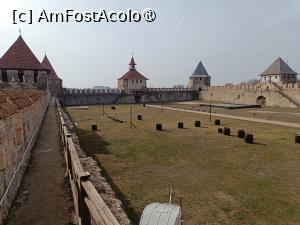 [P26] Tighina - Bender, Curtea Interioară și Zidurile văzute din Turnul Armean, în centru Turnul Porții » foto by mprofeanu
 - 
<span class="allrVoted glyphicon glyphicon-heart hidden" id="av1510448"></span>
<a class="m-l-10 hidden" id="sv1510448" onclick="voting_Foto_DelVot(,1510448,6113)" role="button">șterge vot <span class="glyphicon glyphicon-remove"></span></a>
<a id="v91510448" class=" c-red"  onclick="voting_Foto_SetVot(1510448)" role="button"><span class="glyphicon glyphicon-heart-empty"></span> <b>LIKE</b> = Votează poza</a> <img class="hidden"  id="f1510448W9" src="/imagini/loader.gif" border="0" /><span class="AjErrMes hidden" id="e1510448ErM"></span>