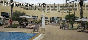 [P51] 51. .... dar și o terasă mult mai mare la ieșirea din hotel spre plajă. » foto by msnd
 - 
<span class="allrVoted glyphicon glyphicon-heart hidden" id="av1547026"></span>
<a class="m-l-10 hidden" id="sv1547026" onclick="voting_Foto_DelVot(,1547026,6202)" role="button">șterge vot <span class="glyphicon glyphicon-remove"></span></a>
<a id="v91547026" class=" c-red"  onclick="voting_Foto_SetVot(1547026)" role="button"><span class="glyphicon glyphicon-heart-empty"></span> <b>LIKE</b> = Votează poza</a> <img class="hidden"  id="f1547026W9" src="/imagini/loader.gif" border="0" /><span class="AjErrMes hidden" id="e1547026ErM"></span>