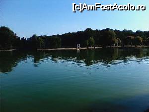 [P04] tot lacul din parc, inconjurat de foarte multi copaci » foto by papalito
 - 
<span class="allrVoted glyphicon glyphicon-heart hidden" id="av651964"></span>
<a class="m-l-10 hidden" id="sv651964" onclick="voting_Foto_DelVot(,651964,6204)" role="button">șterge vot <span class="glyphicon glyphicon-remove"></span></a>
<a id="v9651964" class=" c-red"  onclick="voting_Foto_SetVot(651964)" role="button"><span class="glyphicon glyphicon-heart-empty"></span> <b>LIKE</b> = Votează poza</a> <img class="hidden"  id="f651964W9" src="/imagini/loader.gif" border="0" /><span class="AjErrMes hidden" id="e651964ErM"></span>