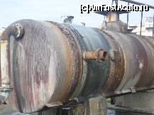 P08 [AUG-2010] Apa termala se acumuleaza intr-un cazan de locomotiva care bolboroseste intr-una