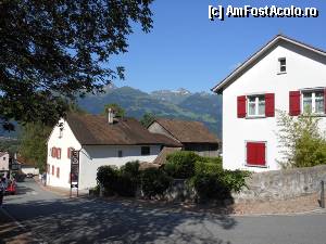 [P26] Vaduz - Strada linistita in capitala principatului Liechtenstein.  » foto by iulianic
 - 
<span class="allrVoted glyphicon glyphicon-heart hidden" id="av371230"></span>
<a class="m-l-10 hidden" id="sv371230" onclick="voting_Foto_DelVot(,371230,6372)" role="button">șterge vot <span class="glyphicon glyphicon-remove"></span></a>
<a id="v9371230" class=" c-red"  onclick="voting_Foto_SetVot(371230)" role="button"><span class="glyphicon glyphicon-heart-empty"></span> <b>LIKE</b> = Votează poza</a> <img class="hidden"  id="f371230W9" src="/imagini/loader.gif" border="0" /><span class="AjErrMes hidden" id="e371230ErM"></span>