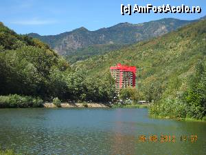 [P01] Hotelul CACIULATA, intre Muntii Coziei si apele Oltului.  » foto by Rodel
 - 
<span class="allrVoted glyphicon glyphicon-heart hidden" id="av358312"></span>
<a class="m-l-10 hidden" id="sv358312" onclick="voting_Foto_DelVot(,358312,6480)" role="button">șterge vot <span class="glyphicon glyphicon-remove"></span></a>
<a id="v9358312" class=" c-red"  onclick="voting_Foto_SetVot(358312)" role="button"><span class="glyphicon glyphicon-heart-empty"></span> <b>LIKE</b> = Votează poza</a> <img class="hidden"  id="f358312W9" src="/imagini/loader.gif" border="0" /><span class="AjErrMes hidden" id="e358312ErM"></span>