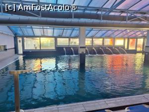 [P11] Una din piscinele interioare Oltul » foto by cod_gabriel
 - 
<span class="allrVoted glyphicon glyphicon-heart hidden" id="av1510418"></span>
<a class="m-l-10 hidden" id="sv1510418" onclick="voting_Foto_DelVot(,1510418,6480)" role="button">șterge vot <span class="glyphicon glyphicon-remove"></span></a>
<a id="v91510418" class=" c-red"  onclick="voting_Foto_SetVot(1510418)" role="button"><span class="glyphicon glyphicon-heart-empty"></span> <b>LIKE</b> = Votează poza</a> <img class="hidden"  id="f1510418W9" src="/imagini/loader.gif" border="0" /><span class="AjErrMes hidden" id="e1510418ErM"></span>