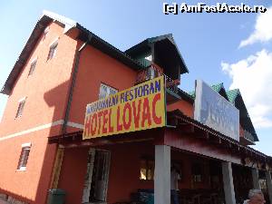 [P41] Hotel Lovac din Zabliak » foto by Marian Preda
 - 
<span class="allrVoted glyphicon glyphicon-heart hidden" id="av519878"></span>
<a class="m-l-10 hidden" id="sv519878" onclick="voting_Foto_DelVot(,519878,6716)" role="button">șterge vot <span class="glyphicon glyphicon-remove"></span></a>
<a id="v9519878" class=" c-red"  onclick="voting_Foto_SetVot(519878)" role="button"><span class="glyphicon glyphicon-heart-empty"></span> <b>LIKE</b> = Votează poza</a> <img class="hidden"  id="f519878W9" src="/imagini/loader.gif" border="0" /><span class="AjErrMes hidden" id="e519878ErM"></span>