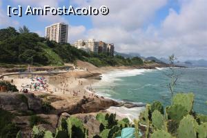 [P52] Rio de Janeiro, zona costieră, se vede Steagul de la Fortul Copacabana în depărtare » foto by mprofeanu
 - 
<span class="allrVoted glyphicon glyphicon-heart hidden" id="av1154962"></span>
<a class="m-l-10 hidden" id="sv1154962" onclick="voting_Foto_DelVot(,1154962,6730)" role="button">șterge vot <span class="glyphicon glyphicon-remove"></span></a>
<a id="v91154962" class=" c-red"  onclick="voting_Foto_SetVot(1154962)" role="button"><span class="glyphicon glyphicon-heart-empty"></span> <b>LIKE</b> = Votează poza</a> <img class="hidden"  id="f1154962W9" src="/imagini/loader.gif" border="0" /><span class="AjErrMes hidden" id="e1154962ErM"></span>