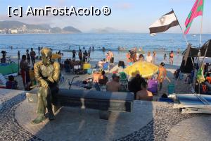 [P83] Rio de Janeiro, Faleza și Plaja Copacabana, Carlos Drummond de Andrade, cel mai important poet brazilian din secolul 20 » foto by mprofeanu
 - 
<span class="allrVoted glyphicon glyphicon-heart hidden" id="av1154993"></span>
<a class="m-l-10 hidden" id="sv1154993" onclick="voting_Foto_DelVot(,1154993,6730)" role="button">șterge vot <span class="glyphicon glyphicon-remove"></span></a>
<a id="v91154993" class=" c-red"  onclick="voting_Foto_SetVot(1154993)" role="button"><span class="glyphicon glyphicon-heart-empty"></span> <b>LIKE</b> = Votează poza</a> <img class="hidden"  id="f1154993W9" src="/imagini/loader.gif" border="0" /><span class="AjErrMes hidden" id="e1154993ErM"></span>