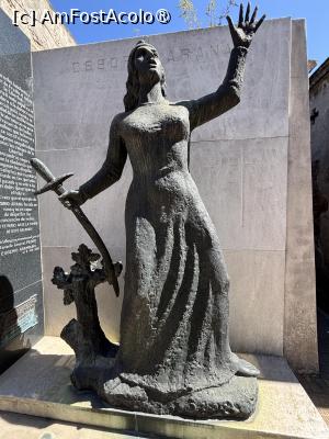 [P16] Cimitirul Recoleta » foto by AZE
 - 
<span class="allrVoted glyphicon glyphicon-heart hidden" id="av1533610"></span>
<a class="m-l-10 hidden" id="sv1533610" onclick="voting_Foto_DelVot(,1533610,6764)" role="button">șterge vot <span class="glyphicon glyphicon-remove"></span></a>
<a id="v91533610" class=" c-red"  onclick="voting_Foto_SetVot(1533610)" role="button"><span class="glyphicon glyphicon-heart-empty"></span> <b>LIKE</b> = Votează poza</a> <img class="hidden"  id="f1533610W9" src="/imagini/loader.gif" border="0" /><span class="AjErrMes hidden" id="e1533610ErM"></span>
