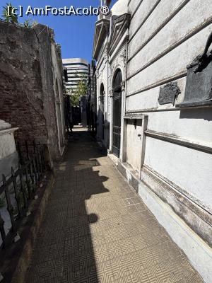 [P29] Cimitirul Recoleta » foto by AZE
 - 
<span class="allrVoted glyphicon glyphicon-heart hidden" id="av1533623"></span>
<a class="m-l-10 hidden" id="sv1533623" onclick="voting_Foto_DelVot(,1533623,6764)" role="button">șterge vot <span class="glyphicon glyphicon-remove"></span></a>
<a id="v91533623" class=" c-red"  onclick="voting_Foto_SetVot(1533623)" role="button"><span class="glyphicon glyphicon-heart-empty"></span> <b>LIKE</b> = Votează poza</a> <img class="hidden"  id="f1533623W9" src="/imagini/loader.gif" border="0" /><span class="AjErrMes hidden" id="e1533623ErM"></span>