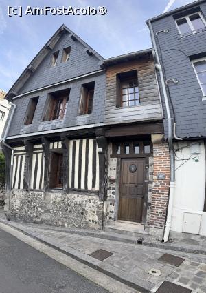 [P16] Honfleur » foto by Mika
 - 
<span class="allrVoted glyphicon glyphicon-heart hidden" id="av1473790"></span>
<a class="m-l-10 hidden" id="sv1473790" onclick="voting_Foto_DelVot(,1473790,6862)" role="button">șterge vot <span class="glyphicon glyphicon-remove"></span></a>
<a id="v91473790" class=" c-red"  onclick="voting_Foto_SetVot(1473790)" role="button"><span class="glyphicon glyphicon-heart-empty"></span> <b>LIKE</b> = Votează poza</a> <img class="hidden"  id="f1473790W9" src="/imagini/loader.gif" border="0" /><span class="AjErrMes hidden" id="e1473790ErM"></span>